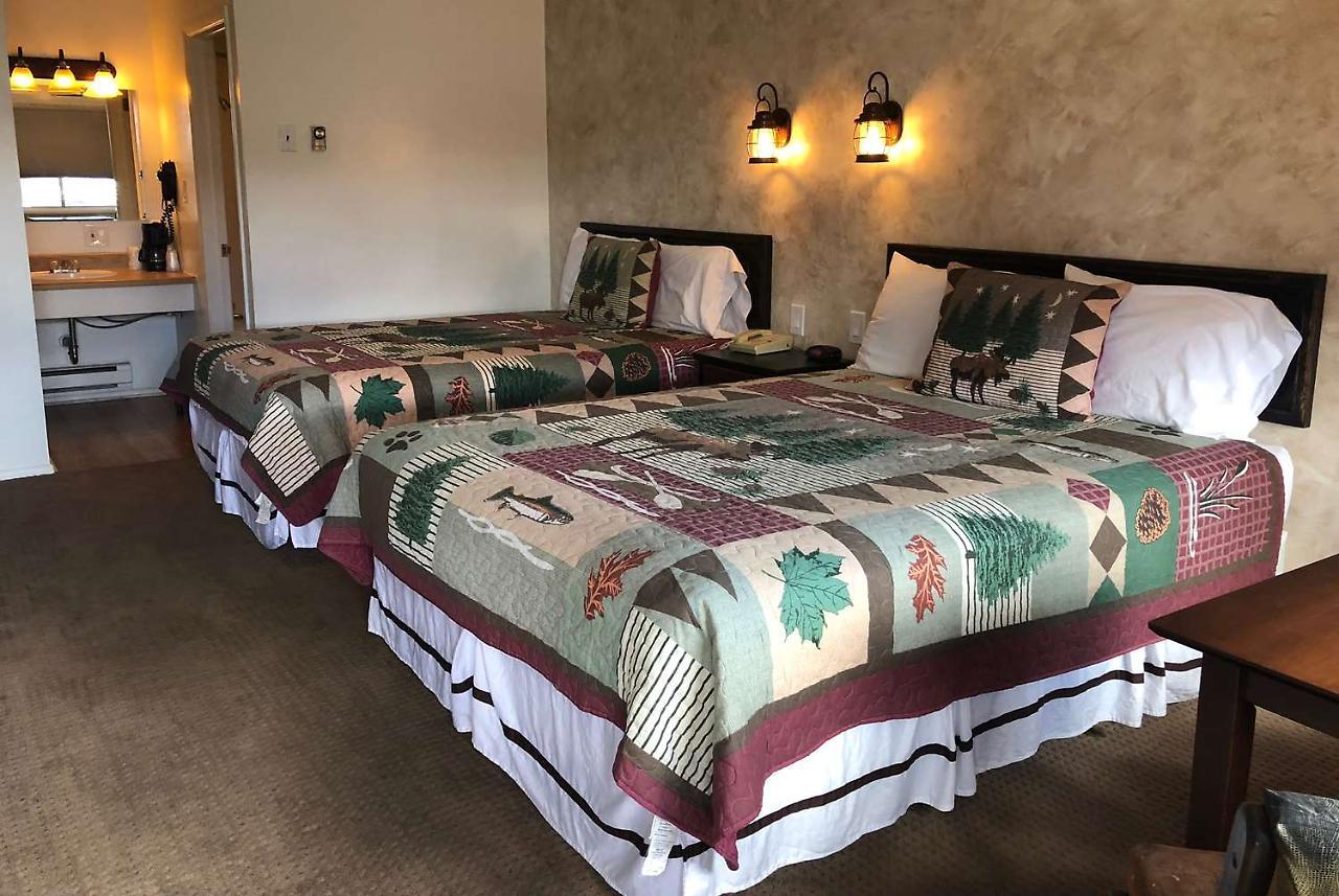 Hotel High Desert 2*